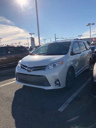 Toyota Dealer «Bennett Toyota», reviews and photos, 1951 Lehigh St, Allentown, PA 18103, USA