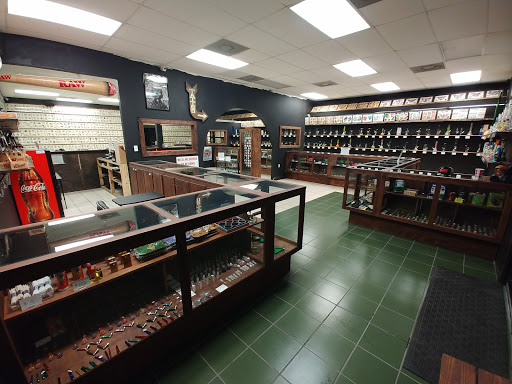 Tattoo Shop «One Love Tattoos», reviews and photos, 903 N Austin Ave, Georgetown, TX 78626, USA