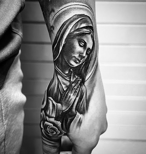 Explore simple dragon tattoo ideas, creative tattoo ideas in El Paso, available at Estilo Firme Tattoo Co.