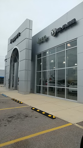 Car Dealer «Peppers Chrysler Dodge Jeep Ram», reviews and photos, 2440 E Wood St, Paris, TN 38242, USA
