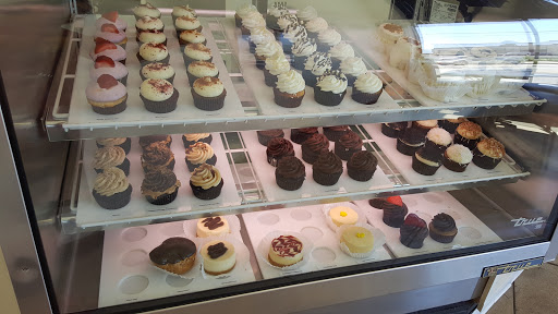 Cake Shop «Lark Cake Shop Pasadena», reviews and photos, 1355 N Hill Ave, Pasadena, CA 91104, USA