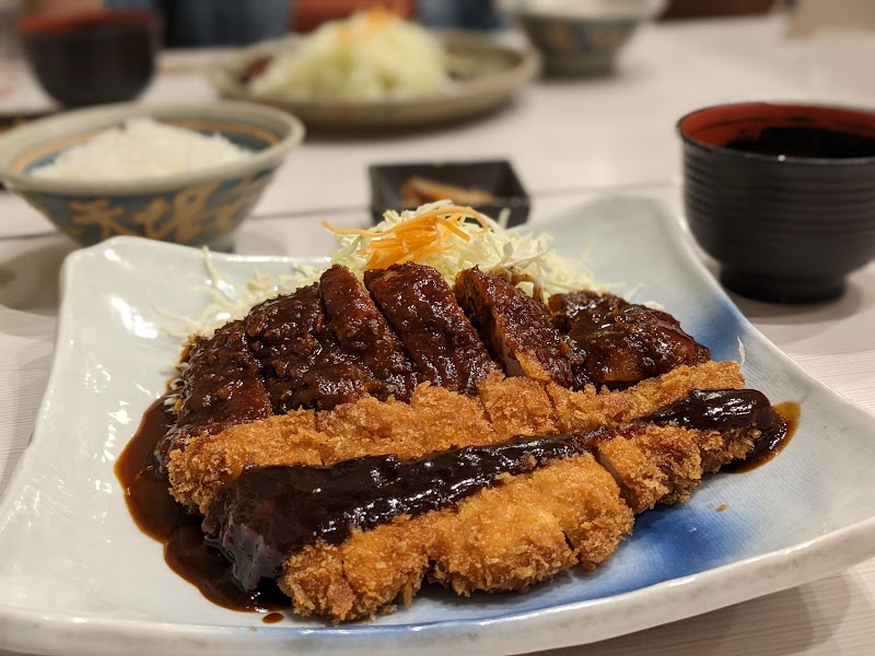 矢場とん エスカ店