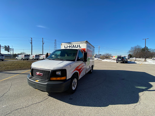 Truck Rental Agency «U-Haul Moving & Storage of Woodfield», reviews and photos, 5201 Tollview Dr, Rolling Meadows, IL 60008, USA