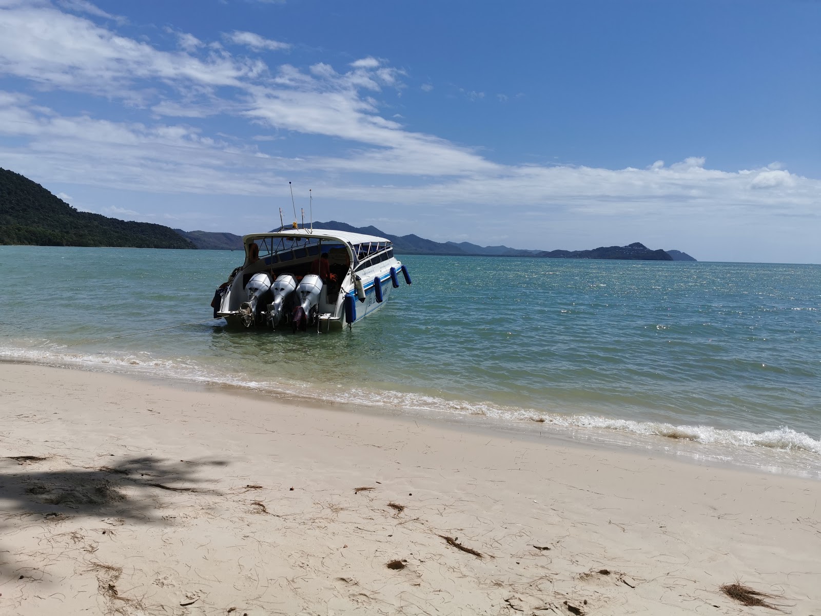 Foto van Son Bay Beach voorzieningenruimte