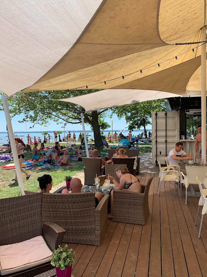 Dream Beach Cocktail Bar