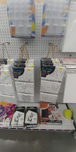 Variety Store «Five Below», reviews and photos, 1255 Raritan Rd, Clark, NJ 07066, USA