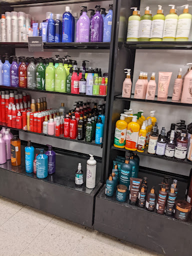 Department Store «T.J. Maxx», reviews and photos, 239 Memorial Ave, West Springfield, MA 01089, USA