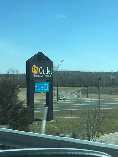 Outlet Mall «The Outlet Shoppes At Fremont», reviews and photos, 6245 N Old 27, Fremont, IN 46737, USA