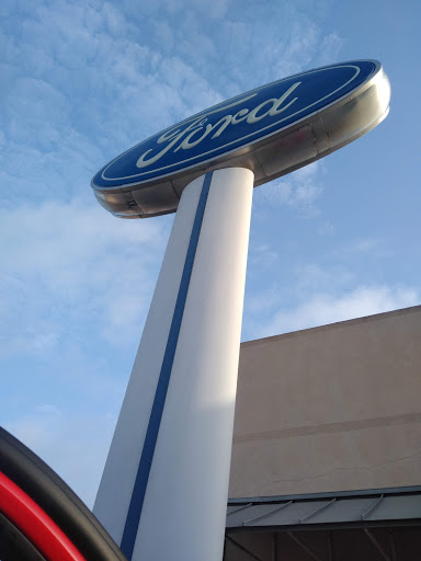 Ford Dealer «Kinsel Ford Pleasanton», reviews and photos, 121 S Main St, Pleasanton, TX 78064, USA