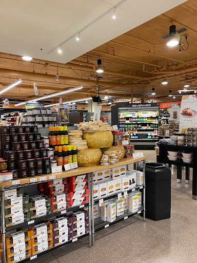 Grocery Store «Lunds & Byerlys Northeast Minneapolis», reviews and photos, 25 University Ave SE, Minneapolis, MN 55414, USA