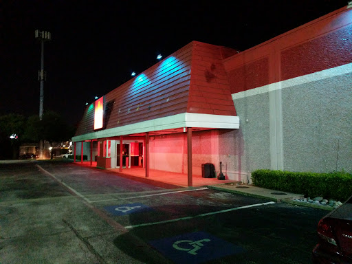Bowling Alley «AMF Richardson Lanes», reviews and photos, 2101 N Central Expy, Richardson, TX 75080, USA