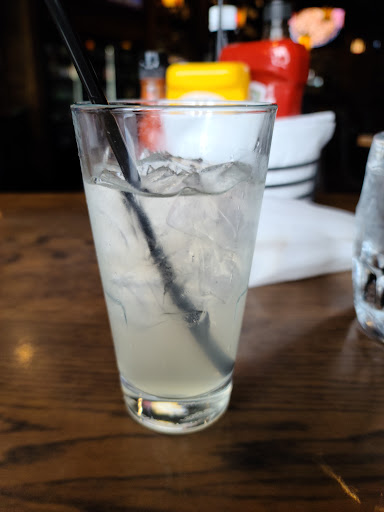 Food Producer «Three Blind Mice Irish Pub», reviews and photos, 101 N Main St, Mt Clemens, MI 48043, USA