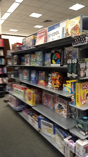 Book Store «Barnes & Noble», reviews and photos, 444 Broadway, Saugus, MA 01906, USA