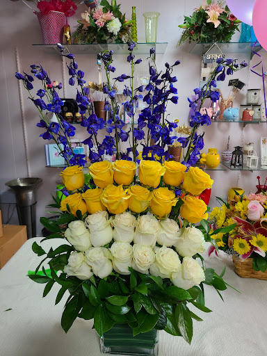 Florist «Gulfport Florist», reviews and photos, 1410 58th St S, Gulfport, FL 33707, USA