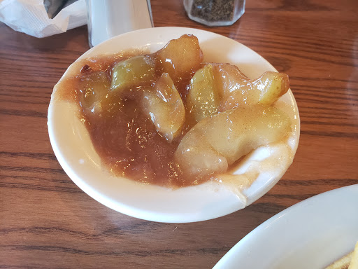 American Restaurant «Cracker Barrel Old Country Store», reviews and photos, 2003 Eatonton Rd, Madison, GA 30650, USA