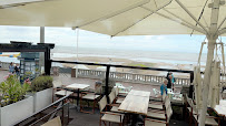 Atmosphère du Restaurant de fruits de mer Le Beau Site à Cabourg - n°3