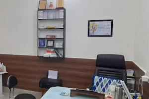 Aas Ayurveda Clinic (आस आयुर्वेदा) - Dr. Bhupesh Vashisht, Ayurveda Doctor & Panchkarma Clinic in Kurukshetra image