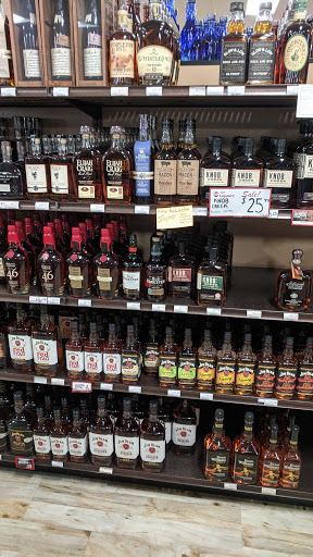 Liquor Store «Oakdale Liquors», reviews and photos, 1900 Main St, Tewksbury, MA 01876, USA