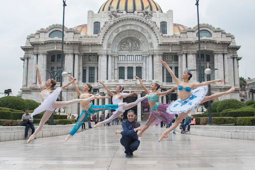 Arte Espacio Fernanda Guerra - Academia de Ballet