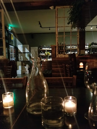 Wine Store «Division Wines», reviews and photos, 3564 SE Division St, Portland, OR 97202, USA