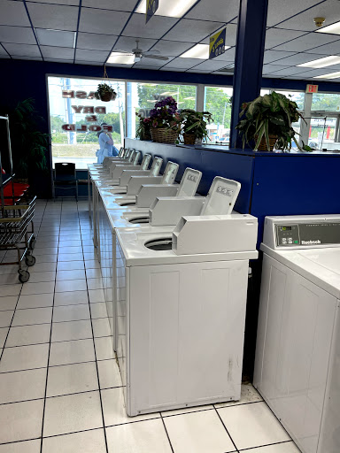 Laundromat «Zephyrhills Laundromat», reviews and photos, 37852 FL-54, Zephyrhills, FL 33542, USA