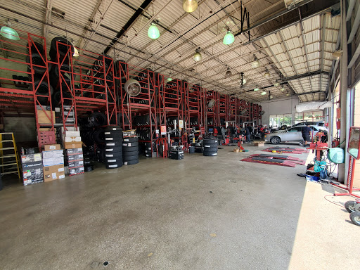 Tire Shop «Discount Tire Store - Dallas, TX», reviews and photos, 2976 Forest Ln, Dallas, TX 75234, USA