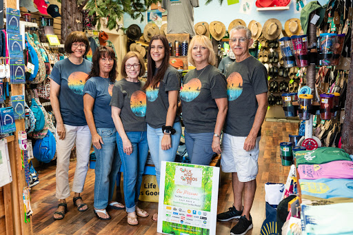 Clothing Store «Walk In the Woods», reviews and photos, 116 W 5th Ave, Mt Dora, FL 32757, USA
