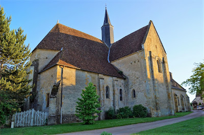 Église Saint-Gervais et Saint-Protais à Lurcy-le-Bourg