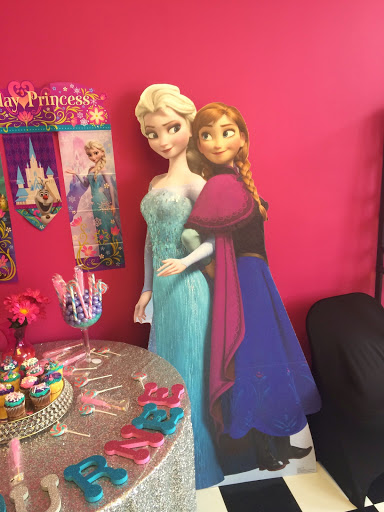 Party Planner «Tickled Pink & Posh Party Boutique», reviews and photos, 9627 Reisterstown Rd, Owings Mills, MD 21117, USA