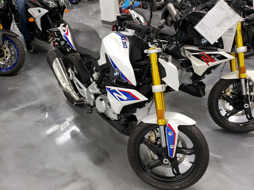 BMW Motorcycle Dealer «BMW Motorcycles of Fort Worth», reviews and photos, 633 NE Loop 820, Hurst, TX 76053, USA