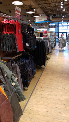 Sportswear Store «Columbia Sportswear Outlet Store at Tanger Outlet Center», reviews and photos, 6699 N Landmark Dr e, Park City, UT 84098, USA