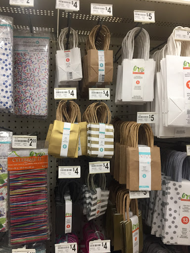 Craft Store «Michaels», reviews and photos, 13627 Washington St, Kansas City, MO 64145, USA