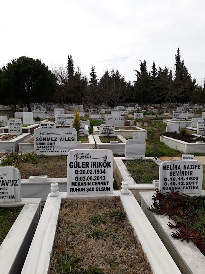 Kurtköy Mezarlığı