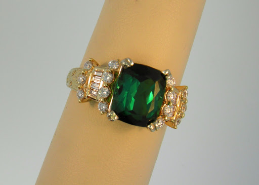 Jewelry Designer «Federal Way Custom Jewelers», reviews and photos, 1810 S 320th St, Federal Way, WA 98003, USA