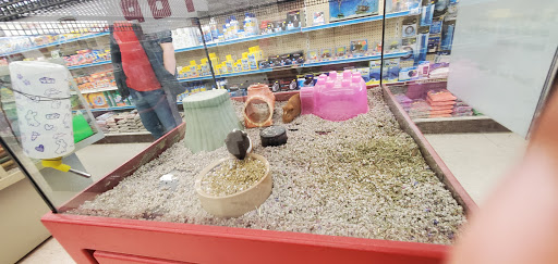 Pet Store «Pet Stop», reviews and photos, 6218 Nieman Rd, Shawnee, KS 66203, USA