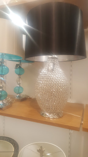 Shopping Mall «Acadian Village Shopping Center», reviews and photos, 3535 Perkins Rd, Baton Rouge, LA 70808, USA