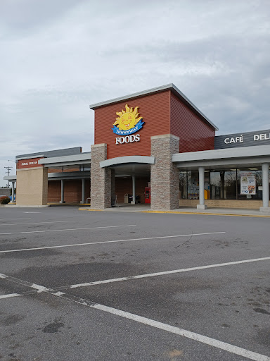 Grocery Store «Sunnyway Foods Market», reviews and photos, 212 N Antrim Way, Greencastle, PA 17225, USA