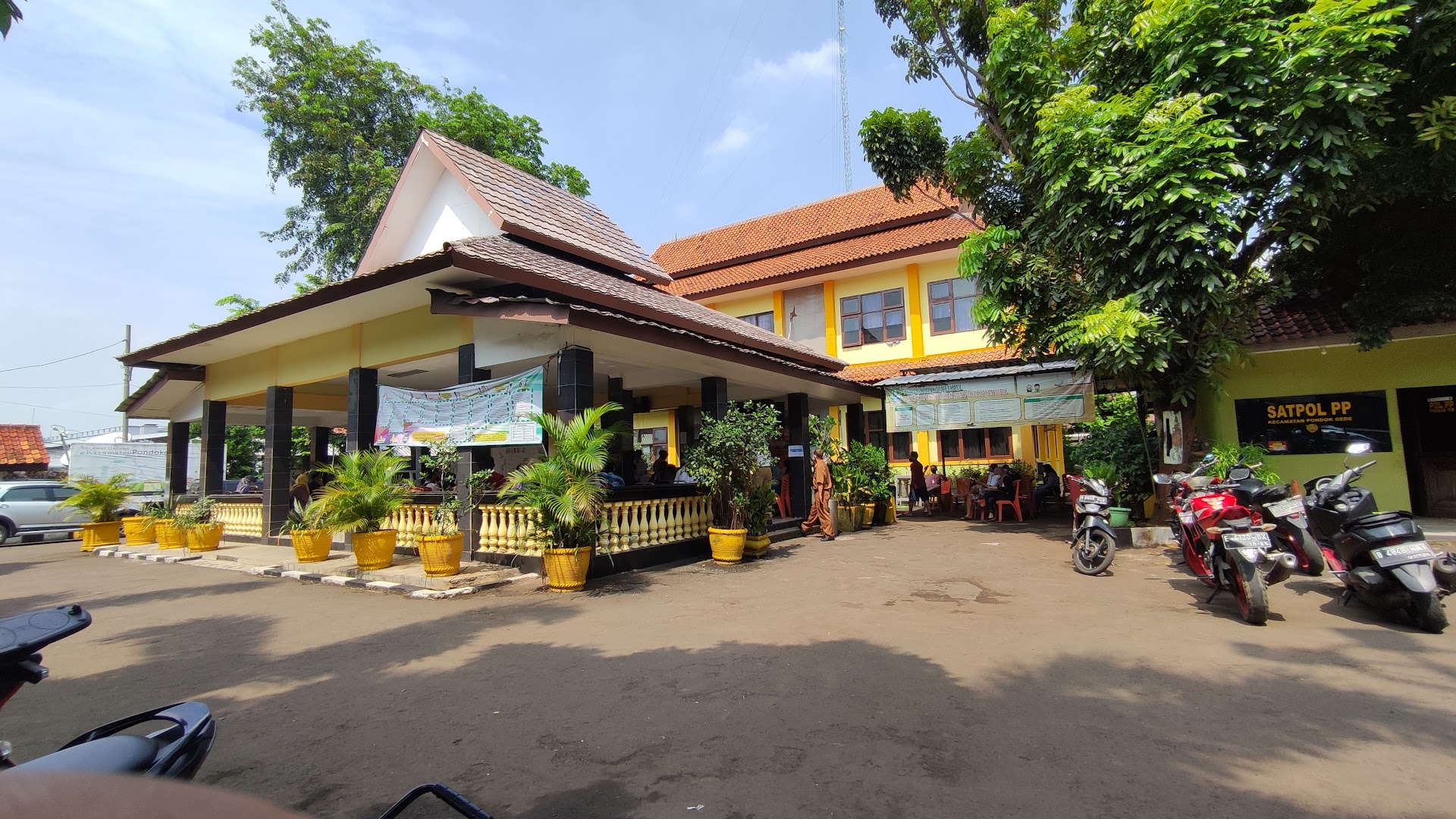 Kantor Kecamatan Pondok Gede Photo