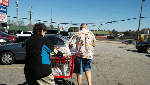 Grocery Store «Piggly Wiggly», reviews and photos, 1010 E 3rd St, Jackson, GA 30233, USA