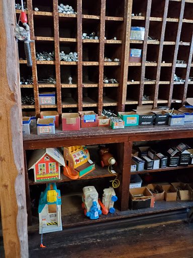 Hardware Store «D E Turner & Co Hardware Store», reviews and photos, 111 N Main St, Mooresville, NC 28115, USA