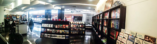 Books & Books Medellín