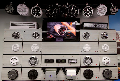 Car Stereo Store «HIGH TECH ELECTRONICS», reviews and photos, 880 E 9th St #2, Hialeah, FL 33010, USA