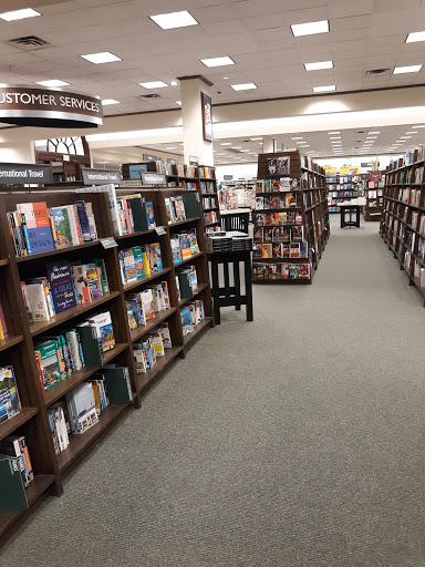 Book Store «Barnes & Noble», reviews and photos, 4010 S Tamiami Trail, Sarasota, FL 34231, USA