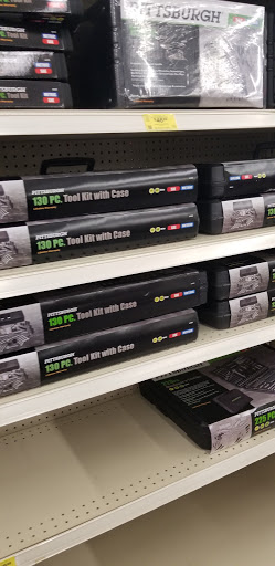 Hardware Store «Harbor Freight Tools», reviews and photos, 1460 Main St, Hamilton, OH 45013, USA