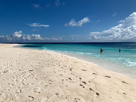 Ukulhas Beach