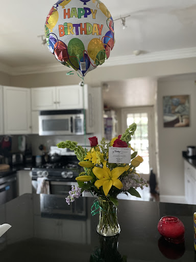 Florist «Fairview Flower Shop», reviews and photos, 1026 Sycamore Dr, Decatur, GA 30030, USA