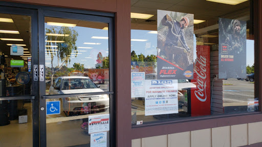 Sporting Goods Store «Big 5 Sporting Goods - Pinole», reviews and photos, 1572 Fitzgerald Dr, Pinole, CA 94564, USA