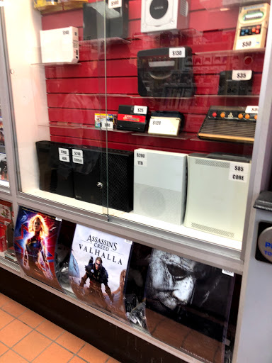 Collectibles Store «The Exchange», reviews and photos, 1524 N Milwaukee Ave, Chicago, IL 60622, USA