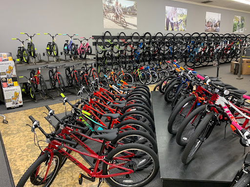 Bicycle Store «Trek Bicycle Store Greenville», reviews and photos, 1426 Laurens Rd, Greenville, SC 29607, USA