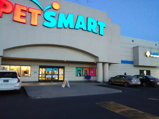 PetSmart, 9450 SE 82nd Ave, Portland, OR 97086, USA, 